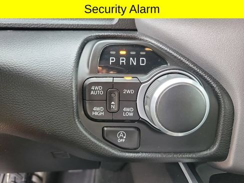 Used 2023 RAM 1500 Big Horn AWD/4WD image 18
