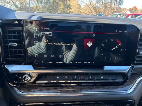 Certified 2025 GMC Sierra 1500 Elevation image 26