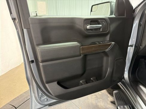 Used 2019 Chevrolet Silverado 1500 LT w/ All-Star Edition image 4