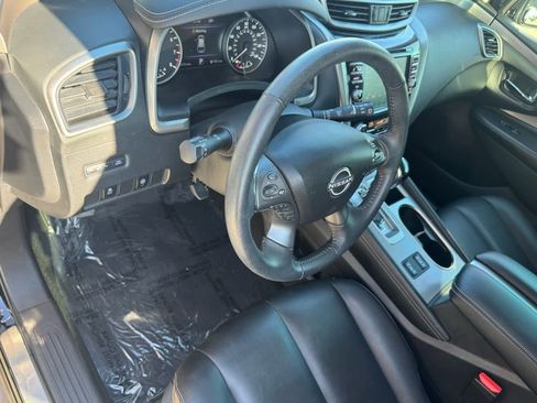 Certified 2023 Nissan Murano SV w/ SV Midnight Edition Package image 2