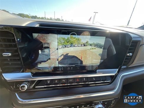 Used 2024 GMC Sierra 2500 SLT w/ SLT Premium Package image 24