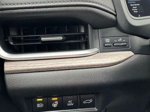 Used 2026 Toyota Grand Highlander Limited image 32
