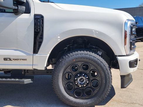 New 2025 Ford F350 Lariat w/ Lariat Ultimate Package image 5