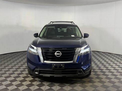 Used 2024 Nissan Pathfinder SV w/ Cargo Package FWD image 11