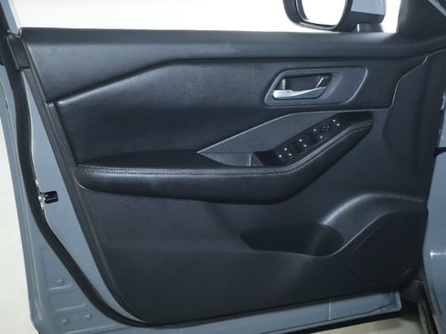 Certified 2026 Nissan Rogue SV w/ Cold Weather Package image 15