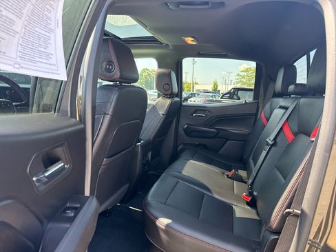 Certified 2023 Chevrolet Colorado Z71 w/ Z71 Convenience Package 2 AWD/4WD image 31