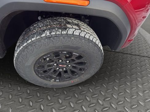 New 2026 GMC Canyon Elevation w/ Convenience Package image 22