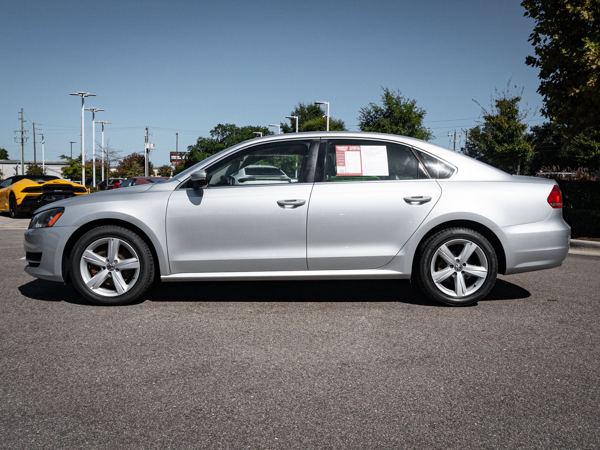 Used 2013 Volkswagen Passat TDI SE FWD image 7