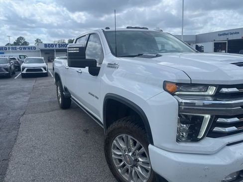 Used 2022 Chevrolet Silverado 2500 High Country w/ Z71 Off-Road Package image 1