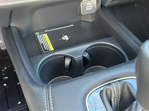 Used 2025 Honda HR-V EX-L image 18