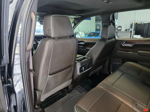 Used 2023 GMC Sierra 1500 Denali w/ Denali Reserve Package AWD/4WD image 13