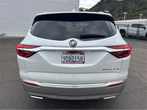 Used 2019 Buick Enclave Premium image 12