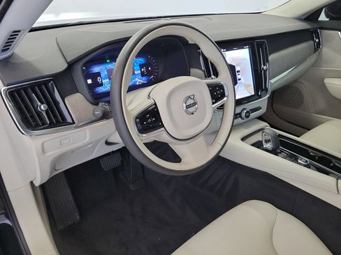Certified 2023 Volvo S90 B6 Plus AWD/4WD image 21