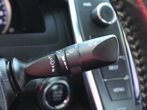 Used 2016 Toyota Camry XLE image 34