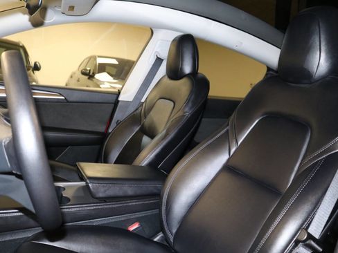 Used 2023 Tesla Model Y Performance image 62