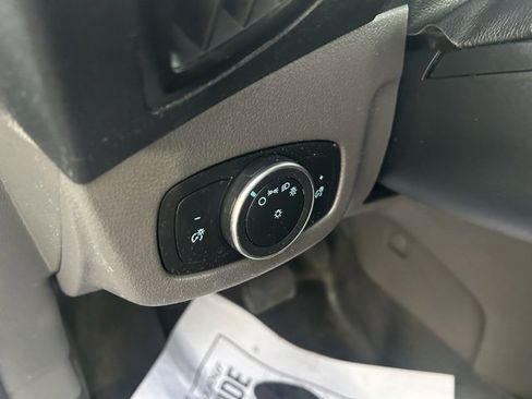 Used 2023 Ford Transit Connect XL image 21