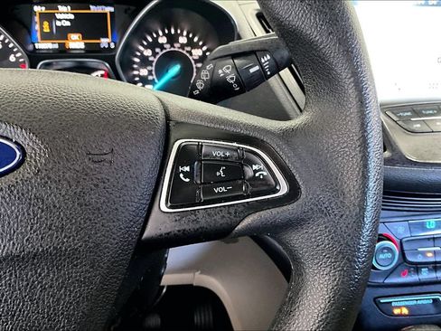Used 2019 Ford Escape SE AWD/4WD image 12