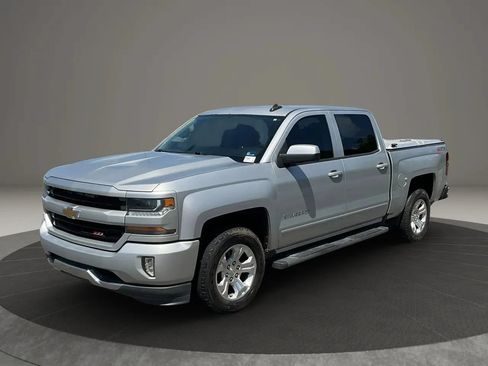 Used 2017 Chevrolet Silverado 1500 LT w/ All Star Edition AWD/4WD image 2