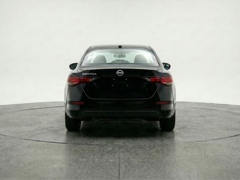 Used 2025 Nissan Sentra SV FWD image 7