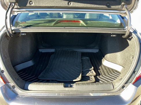 Used 2018 Honda Civic Touring image 50