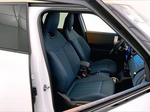 Used 2025 MINI Cooper Countryman S w/ Comfort Package Max image 7