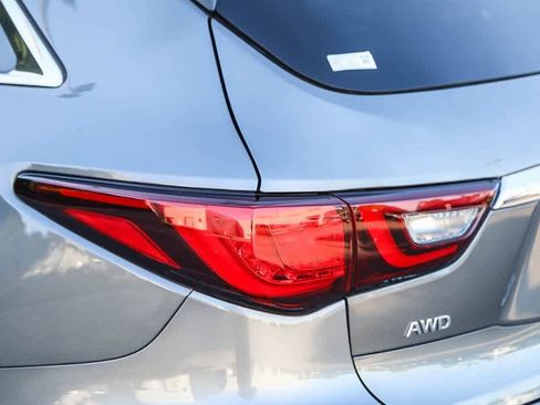 Used 2019 INFINITI QX60 Luxe w/ Sensory Package image 8