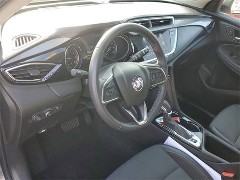 Used 2021 Buick Encore GX Select image 9