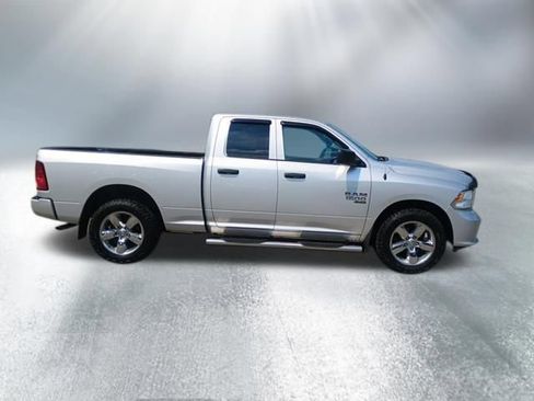 Used 2019 RAM 1500 Express w/ Express Value Package AWD/4WD image 7