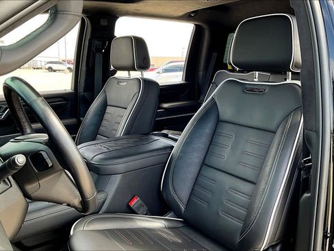 Used 2024 GMC Sierra 2500 AT4X image 33