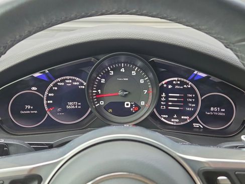 Certified 2023 Porsche Cayenne Platinum Edition AWD/4WD image 10