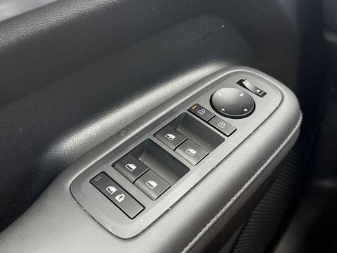 Used 2026 Hyundai Santa Fe SEL FWD image 19