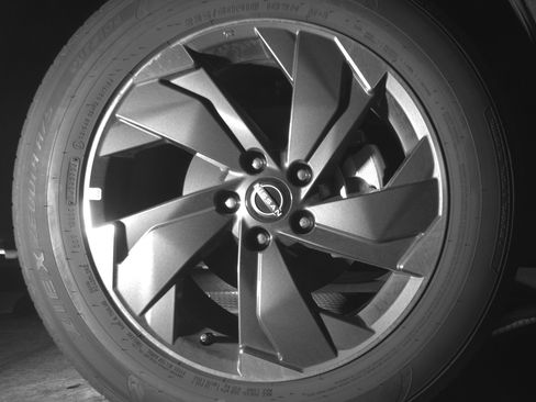 Used 2025 Nissan Rogue SV image 13