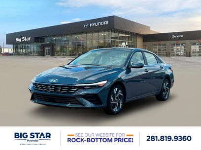 New 2025 Hyundai Elantra Limited