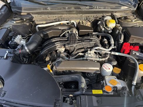 Used 2025 Subaru Outback Premium image 24