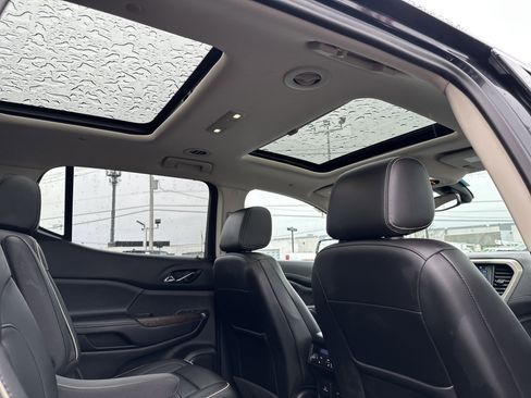 Used 2021 GMC Acadia Denali image 15