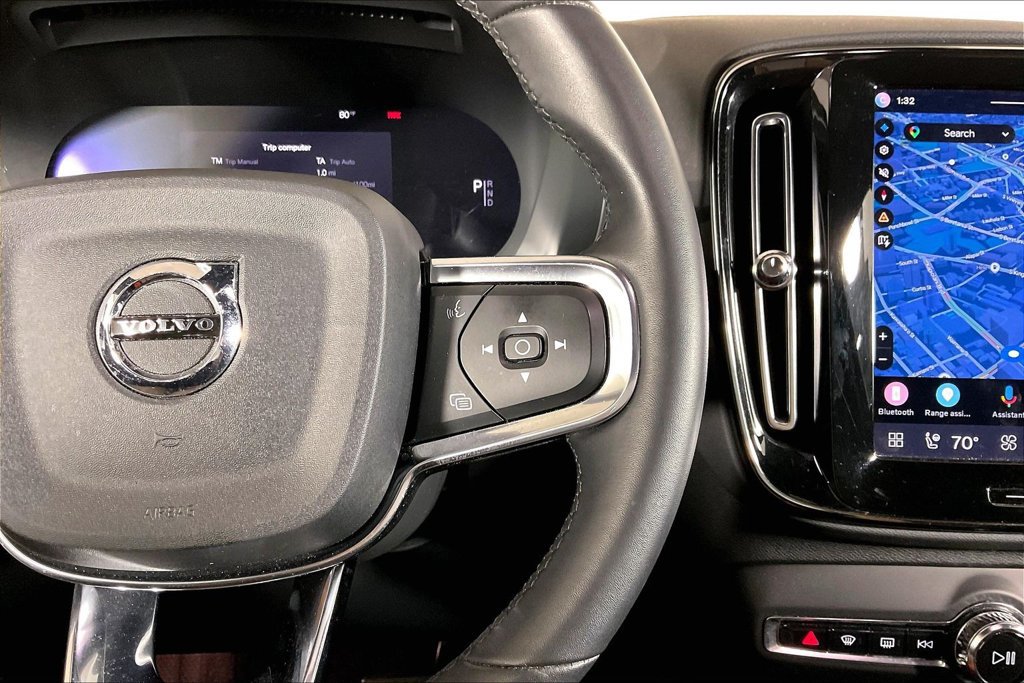Used 2023 Volvo XC40 Recharge Ultimate w/ Protection Package Premier AWD/4WD image 19