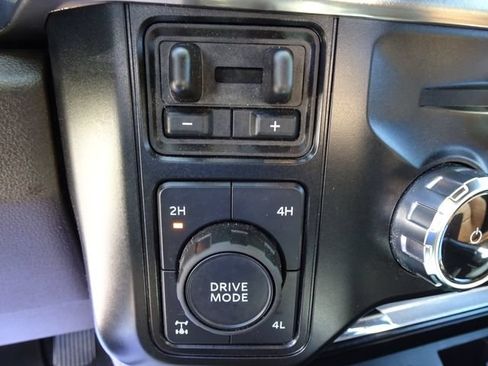 Used 2025 Ford F250 King Ranch w/ Chrome Package AWD/4WD image 27