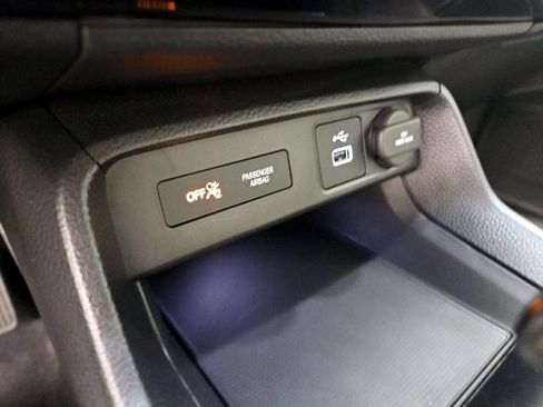 Used 2024 Honda Civic EX-L image 6