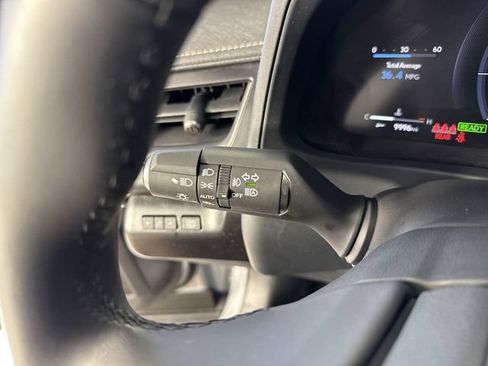 Used 2025 Lexus UX 300h FWD w/ Accessory Package (Z2) image 16