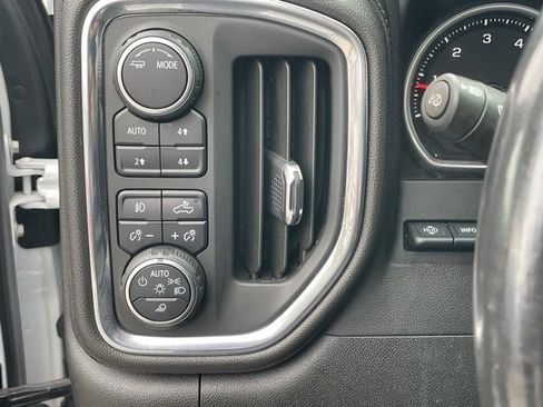 Used 2022 Chevrolet Silverado 2500 High Country w/ Technology Package image 22