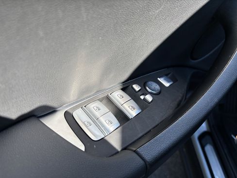 Used 2021 BMW X4 xDrive30i w/ Premium Package image 15