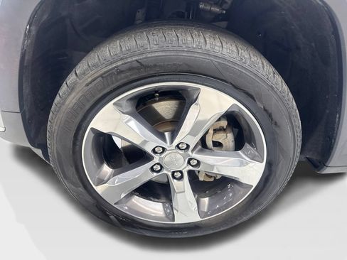 Used 2022 Jeep Grand Cherokee L Limited AWD/4WD image 94