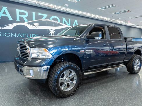 Used 2019 RAM 1500 Big Horn AWD/4WD image 1