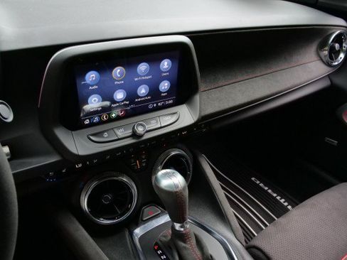 Used 2022 Chevrolet Camaro ZL1 RWD image 3