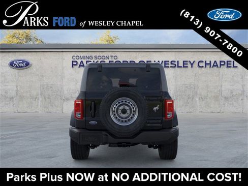 New 2025 Ford Bronco 4-Door image 5