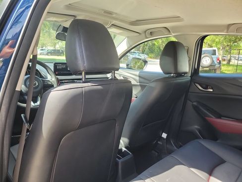 Used 2018 MAZDA CX-3 Touring w/ Preferred Equipment Package FWD image 11