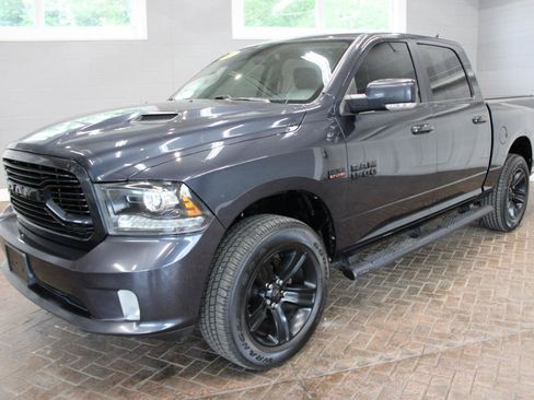 Used 2018 RAM 1500 Sport w/ Comfort Group AWD/4WD image 3