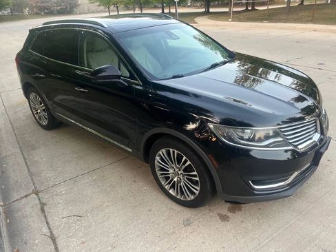 Used 2016 Lincoln MKX Reserve w/ Driver Assistance Package image 10