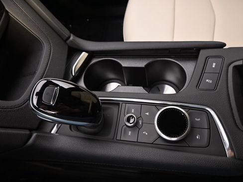 New 2025 Cadillac XT6 Sport image 31