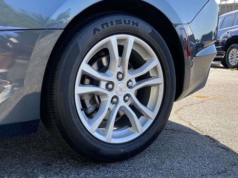 Used 2020 Chevrolet Camaro LS RWD image 11